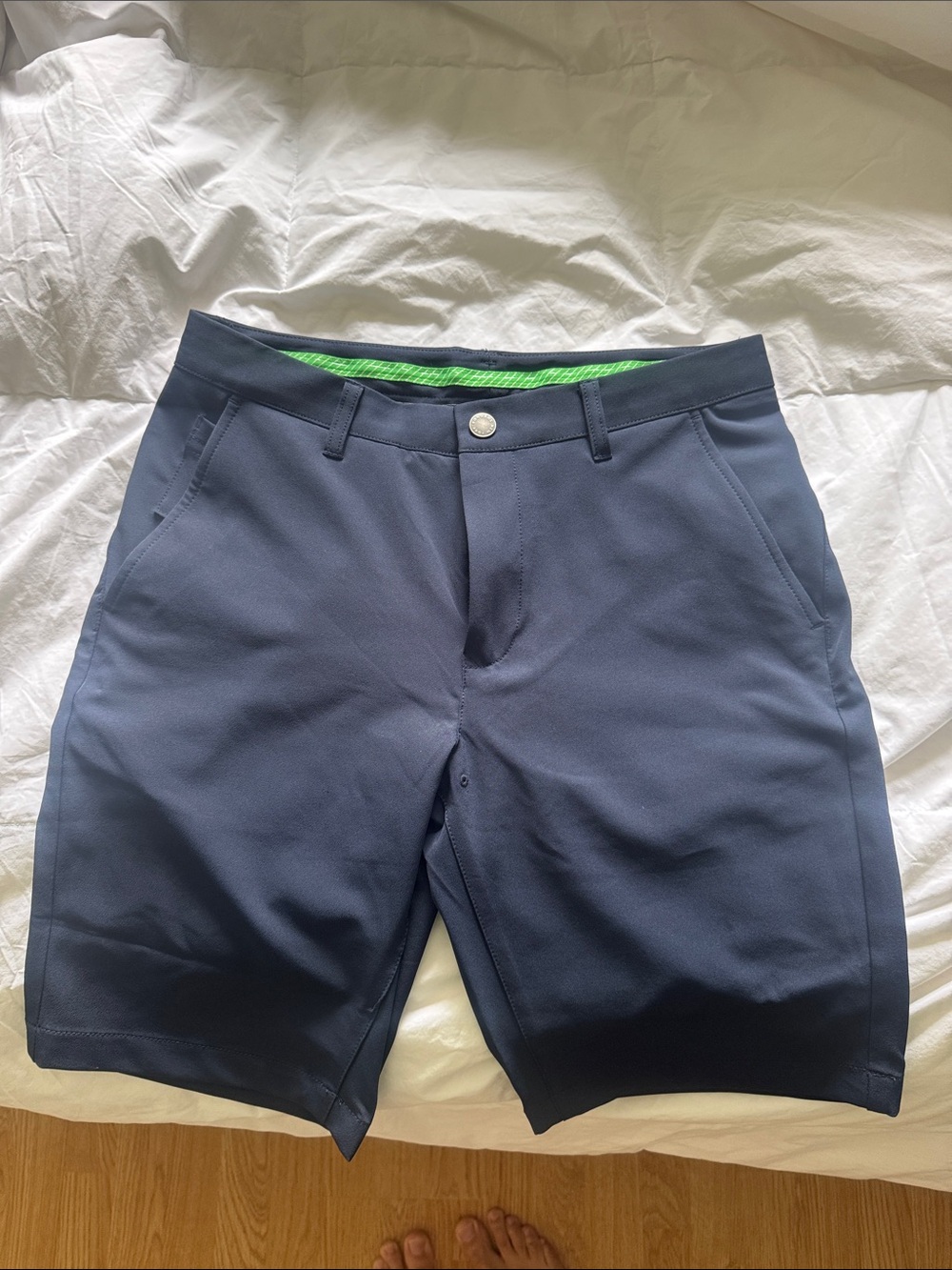 Never worn Bonobos Navy Golf Shorts.
